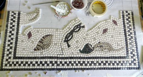 What are the two methods of mosaic?