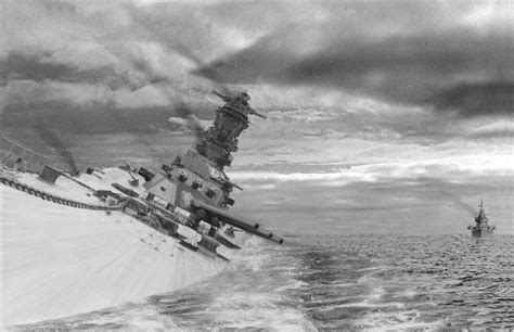 What carriers sunk the Yamato?