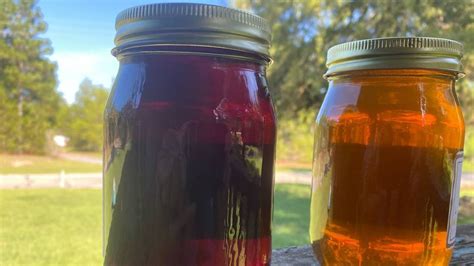 What causes purple honey?