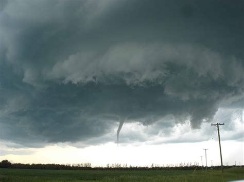 What cloud looks like a tornado?