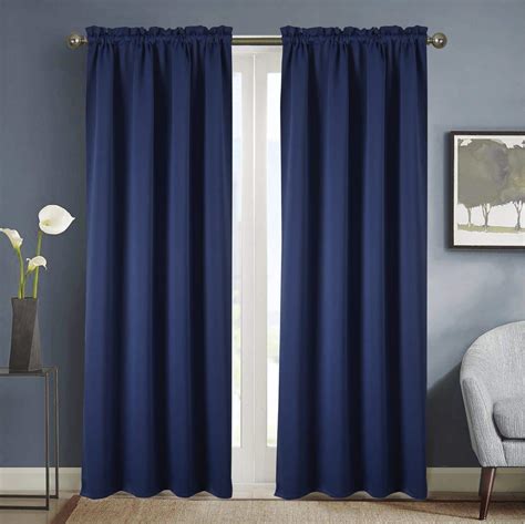 What color curtains go with blue walls?