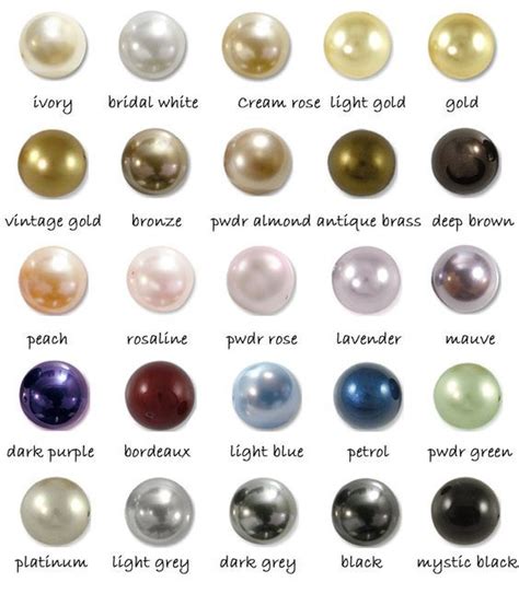 What color goes best with pearls?