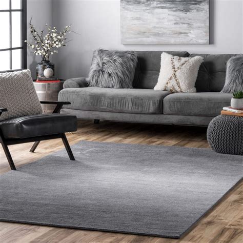 What colour carpet goes best with grey sofa?