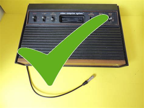 What connector does the Atari 2600 use?