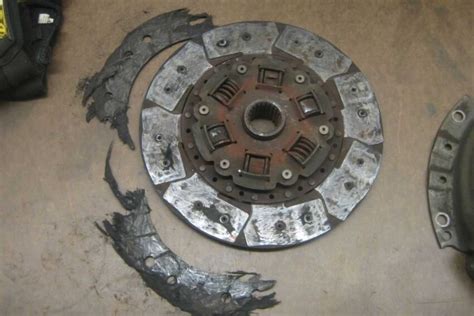 What damages the clutch plate?