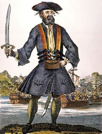 What did 1700s pirates wear?