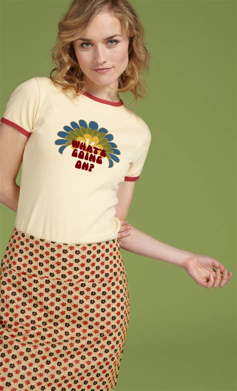 What did shirts look like in the 70s?