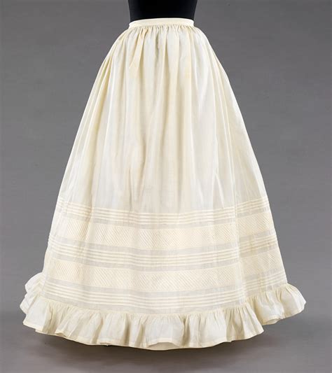 What do Americans call a petticoat?