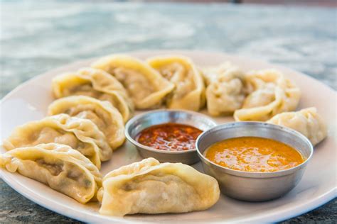 What do Chinese call momos?