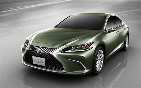 What do Japanese think of Lexus?