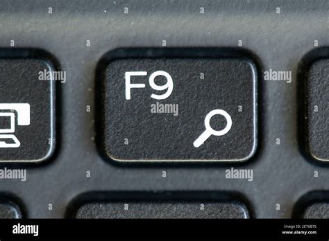 What does F9 button do?