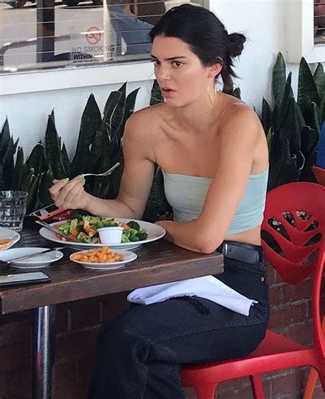 What does Kendall Jenner eat?