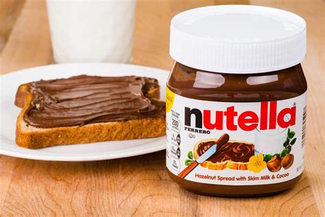 What does Nutella taste like?