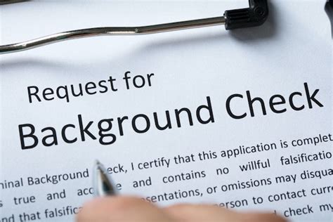 What does a background check show in Florida?