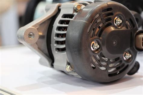 What does a dead alternator sound like?