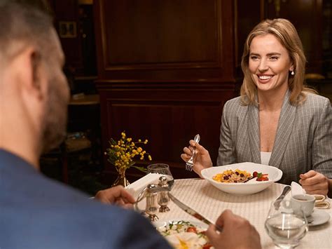 What does a dinner date mean to a guy?