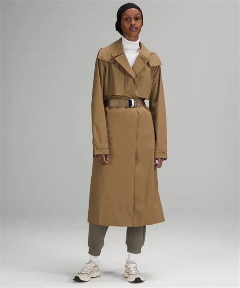 What does a trench coat symbolize?