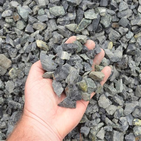What does crushed stone look like?