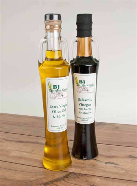 What does olive oil and vinegar do to wood?