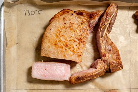 What does pork look like in the middle when cooked?