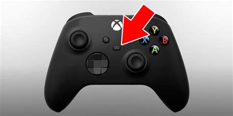 What does the Xbox share button do?