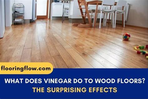 What does vinegar do to your floors?