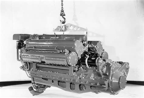 What engines were used in PT boats?