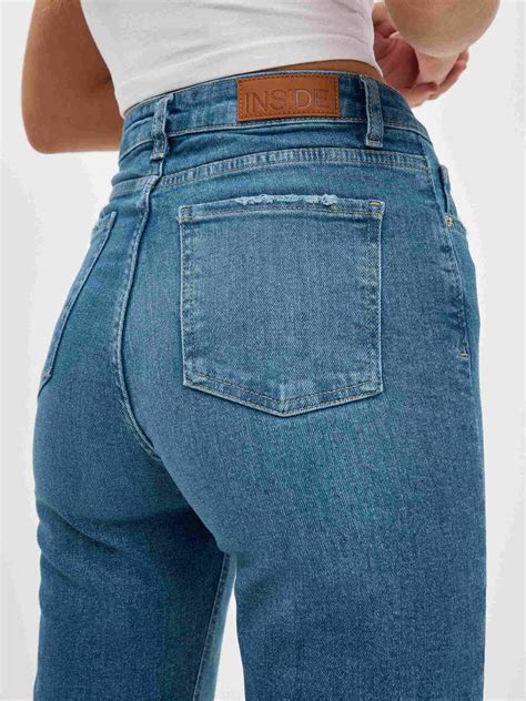 What era is mom jeans?