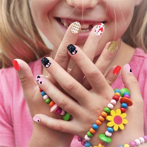 What fake nails are safe for kids?