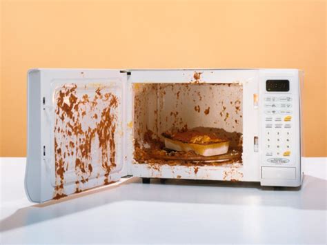 What food should you not microwave?