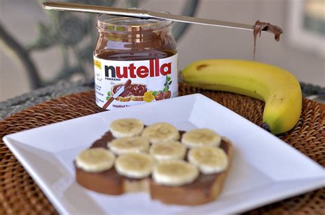 What fruit goes with Nutella?