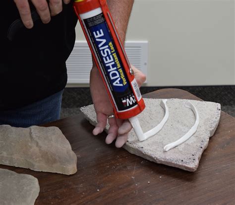 What glue will stick to stone?