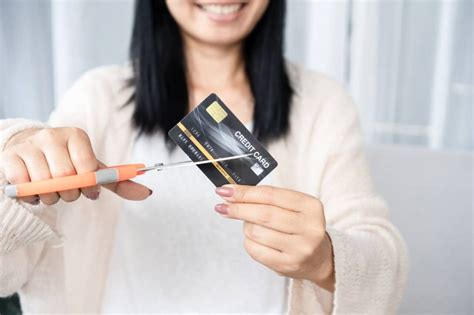What happens if I cancel a credit card I never used?