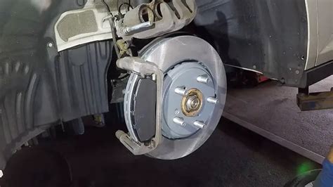 What happens if you don't break in new rotors?