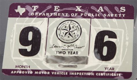 What happens if you get pulled over with an expired inspection sticker in Texas?