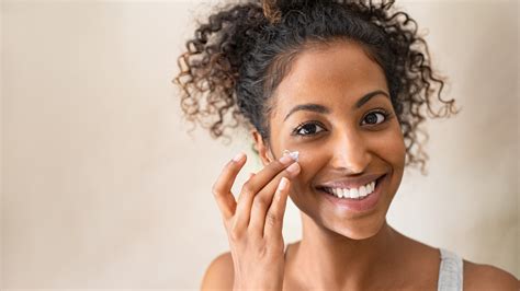 What happens if you skip moisturizer?