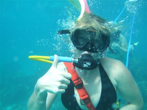 What happens if you sneeze while scuba diving?
