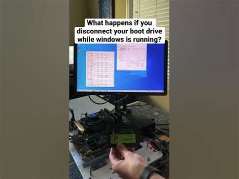 What happens if you unplug SSD?
