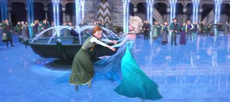 What happens to Anna at the end of Frozen?