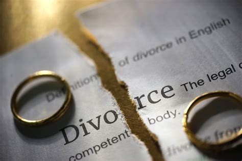 What happens to most men after divorce?