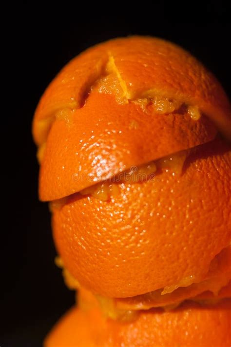 What happens when you squeeze an orange peel?