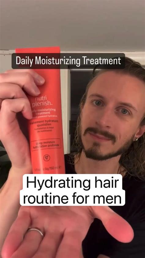 What hydrates hair?