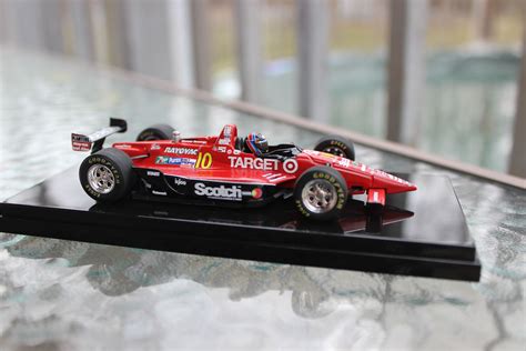 What is 1 43 scale model?