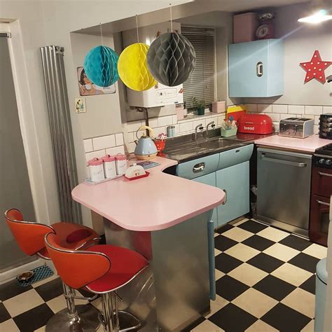 What is 50s decor called?