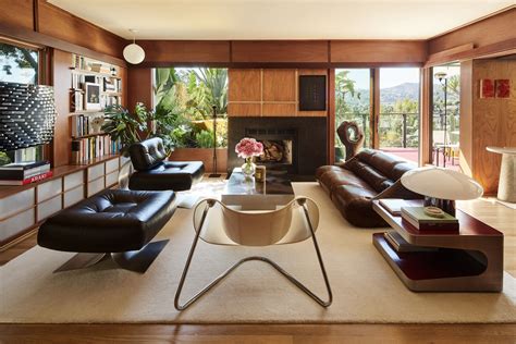 What is 70s home style?