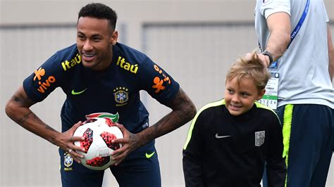 What is Neymar's son name?