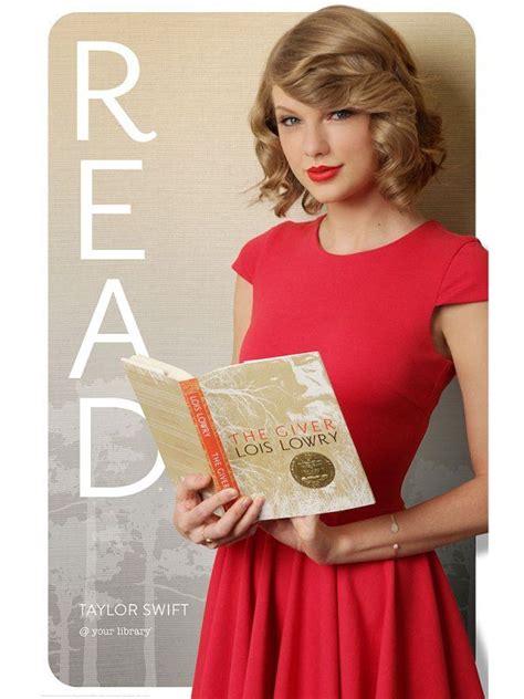What is Taylor Swift's favorite book?