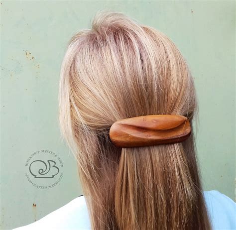 What is a French barrette?