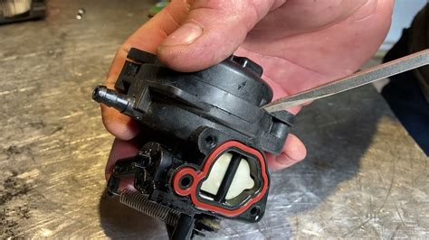 What is a common failure for a carburetor?