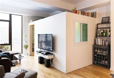 What is a flex wall in a New York apartment?